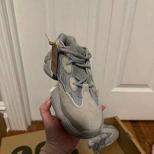 YEEZY 500  6.5
